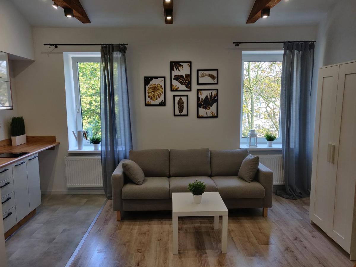 Apartment Konopnickiej 9 Z Antresola Ptak, Orientarium, Atlas Arena, Szpital, Mandoria, Fala, Centrum Zdrowia Matki Polki, Rodzina, Family, Bezplatny Parking