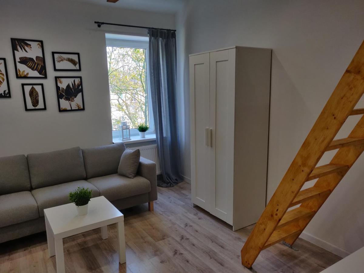Konopnickiej 9 Z Antresola Ptak, Orientarium, Atlas Arena, Szpital, Mandoria, Fala, Centrum Zdrowia Matki Polki, Rodzina, Family, Bezplatny Parking